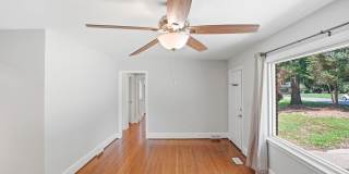 Move-in Ready 3 Bedroom Ranch Home in Eastway Park Gallery 10