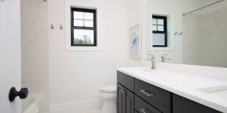 Beautiful, Custom-Built Lochlyn Hill Home Gallery 26