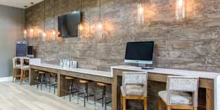 Bridgeside Gallery 14