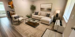 Brittain Road multi-family apartment with 1 bedroom and 1 bathroom! Gallery 3