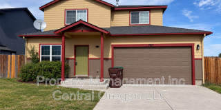 1411 NW Teal Loop Gallery 1