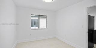 5823 NW 30th ave Gallery 12