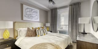 Ele Lower Greenville Gallery 12