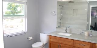 Gorgeous 4 Bedroom, 2 Bath in the Lovely Huntington Beach! Gallery 21
