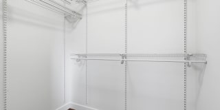 Luxury 2BR/2BA Columbia Heights Condo w/ Patio & Parking! Gallery 16