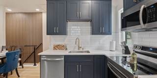 373 E 800 S Gallery 52