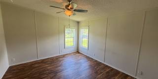 3 Bedroom / 2 Bath House On An Acre 3 Bedroom / 2 Bath House On An Acre Gallery 6