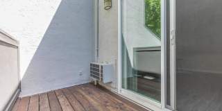 The Boulevard Gallery 44