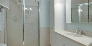 1220 Park Avenue W Gallery 18