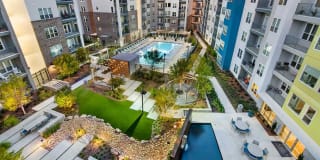 AMLI Piedmont Heights Gallery 1