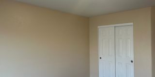 Beautiful 2 bedroom townhome with attached garage Gallery 13