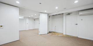 212 FREDERICK Avenue S Gallery 60