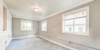 AVAILABLE AUGUST 2026 - Luxury 3 Bedroom Home w/ GARAGE Off-Street Parking! Gallery 13