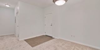 Excellent 2 Bed 2 Bath Condo - Completely Remodeled! Gallery 20