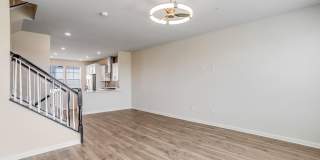 385 ENSEMBLE Way Gallery 6