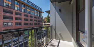 North at Totem Lake Apartments Gallery 30