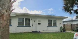 Your Daytona Beach Home—with Room to Enjoy the Outdoors! 3 Bedrooms | 2 Bathrooms Gallery 1