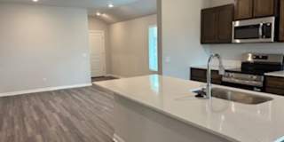 19521 Conway Dr. Gallery 7