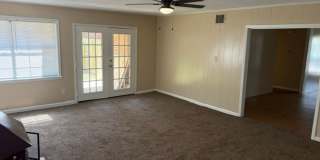 Beautiful Southern Hills 3 Bedroom Home Beautiful Southern Hills 3 Bedroom Home Gallery 9