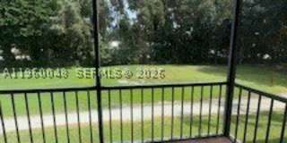 300 S Hollybrook Dr Gallery 10