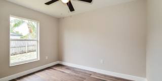 2897 Grayton Street Gallery 10