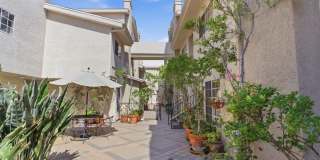 14727 Magnolia Gallery 13