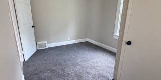 3 Bedroom One Bath! Gallery 5