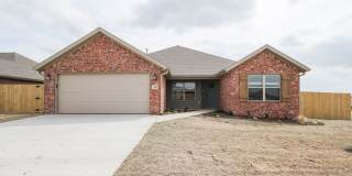 Beautiful Home in Centerton Gallery 1