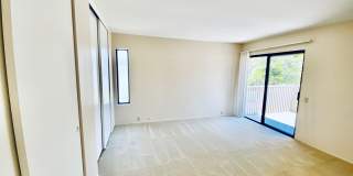 Spacious Condo with A Large Patio and Upstiars Balcony! Parking and Water Included! Gallery 6