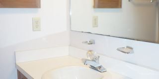 508 Georgetown ~ Lake Shore Gallery 39