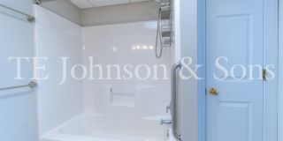 Spacious 5 Bedroom Home in the Heart of Sherwood Forest Gallery 32