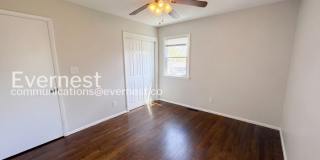 11912 Beacon Avenue Gallery 12