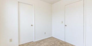 Country Club Gallery 8