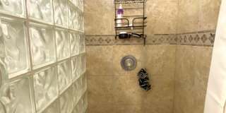 829 Ruffin Street Gallery 23