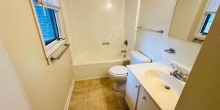 3 Bedroom 2.5 Bath Townhouse Gallery 16