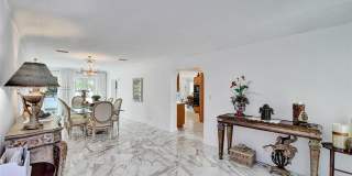 2889 NE 35th St Gallery 12