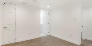 Spacious 2 Bed 2.5 Bath in the heart of Baker! Gallery 11