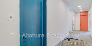 Yancey Street Gallery 8