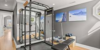 9 Grimes Road Gallery 30