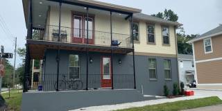 Thelma Lane - Luxury 5 Bedroom, 5 Bathroom House Gallery 1