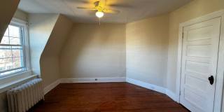 Serene Splendor in Mt. Pleasant: Stylish 1BR, 1BA Haven Gallery 12