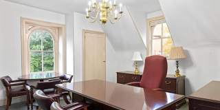 152 N MAIN Street Gallery 39