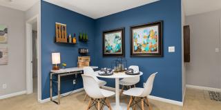 University Ridge Apartments Gallery 10