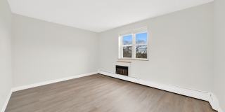 6161 N Hoyne Avenue Gallery 9