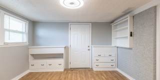 COMPLETE UPDATE! 4 bed, 2 bath, 1 car garage! Gallery 28