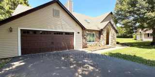 19 Andys Ln | 3 Bed / 3 Bath | 1,960 sq ft | 2-Car Garage Gallery 23