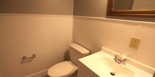 Remodeled 5bed/3.5 Bath House! Gallery 7