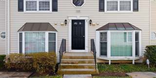 10208-C ASHBROOKE Court Gallery 1