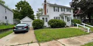 2209 Iowa Street Gallery 1