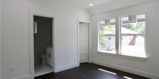 705 Harris Full - Modern Duplex 8 Bed / 7.5 Bath Available August 2027 Gallery 21